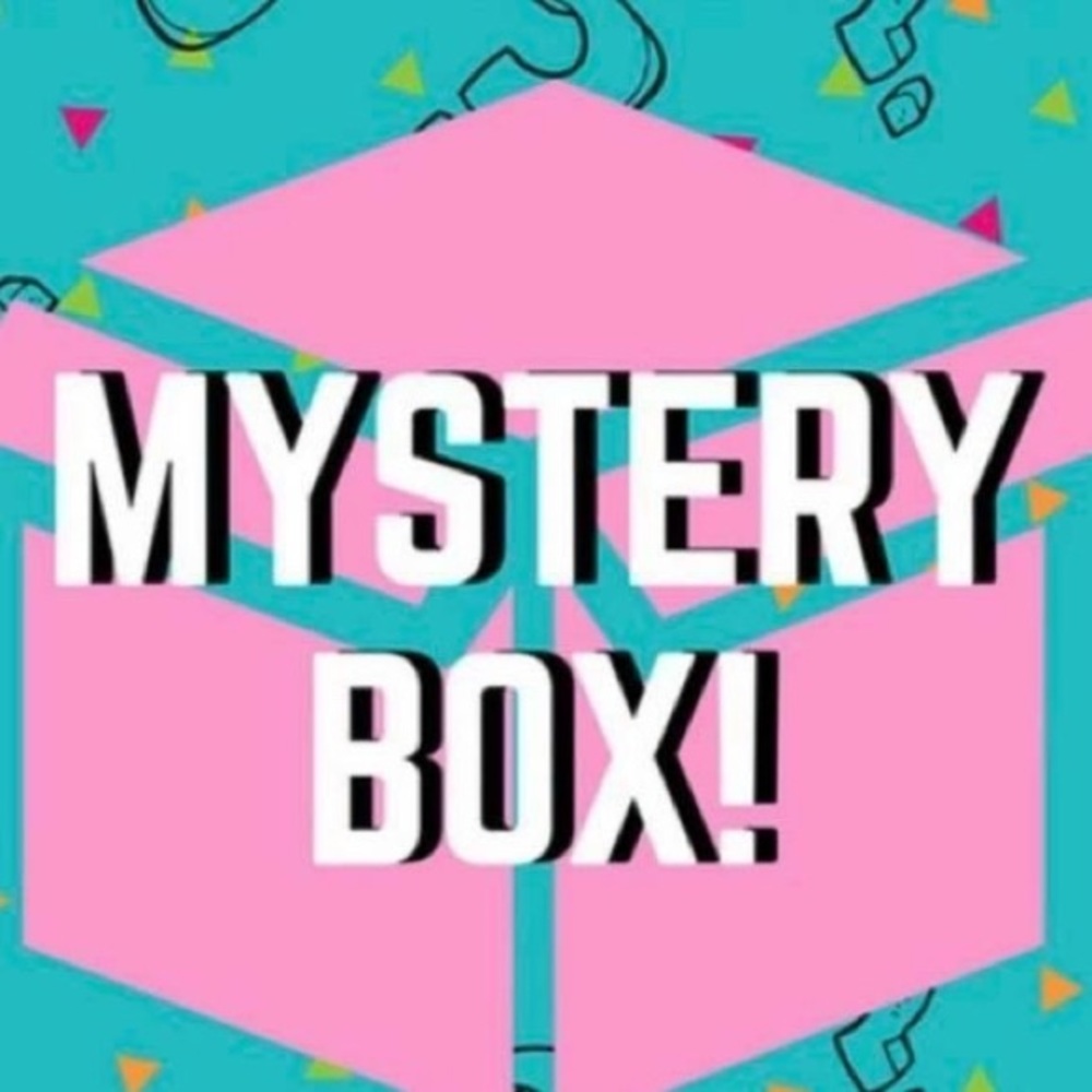 Mystery box large priority box full xs-m